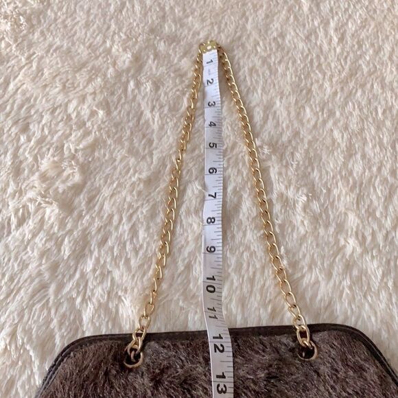 Victoria’s Secret fuzzy brown handbag with gold chain - Picture 14 of 16